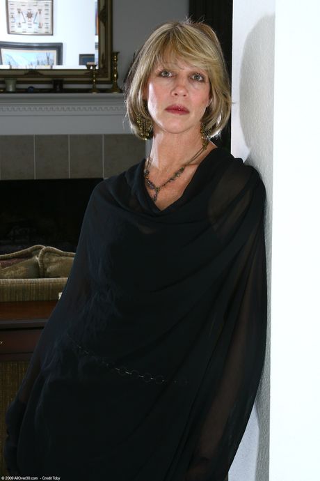 Granny Milf Pussy Pics